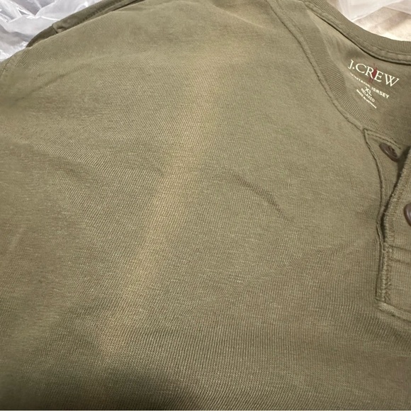 J crew Vintage-wash cotton henley - Picture 6 of 6
